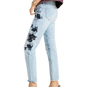 Driftwood Gizelle High-Rise Embroidered
Slim Jeans x Anthropologie